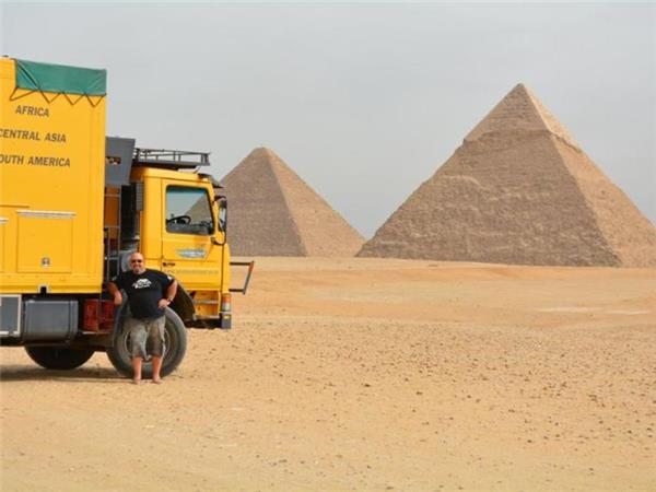 Complete Africa overland expedition, 47 weeks