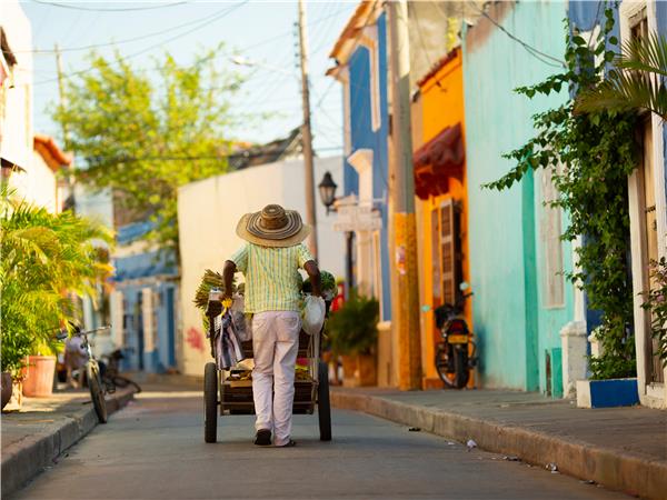 Colombia culture and beach tour